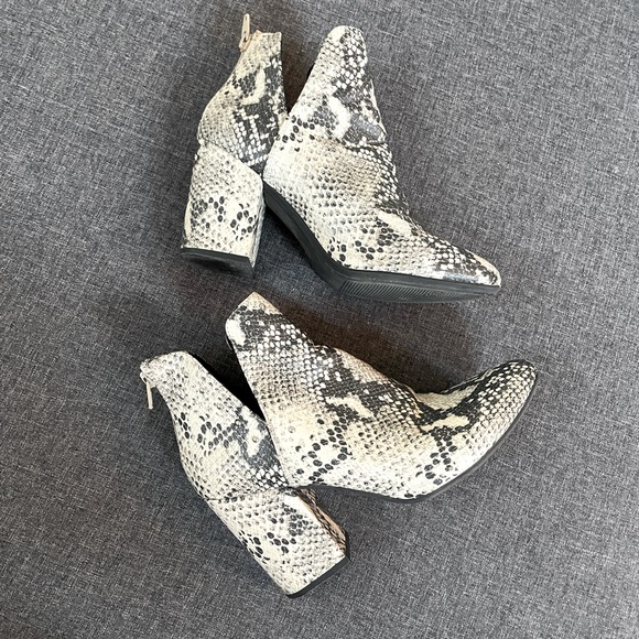 Snake Print Ankle Booties - Picture 1 of 5